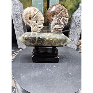 Labradorite double points